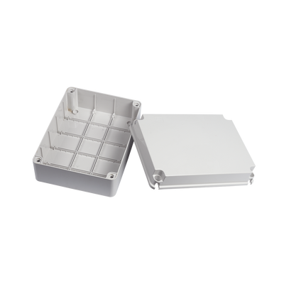 Gabinete de Plástico IP55 (190 X 240 X 95 mm). Protección EMI. Para Instalaciones Comerciales, Residenciales e Industriales. Incluye Tornillería para su Tapa. | PST-1924-E