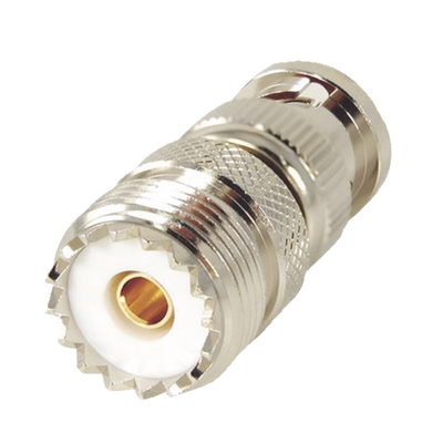 Adaptador en Linea para 50 Ohm, Conector BNC Macho-UHF Hembra (SO-239), Níquel/ Oro/ Delrin. | RFB-1136